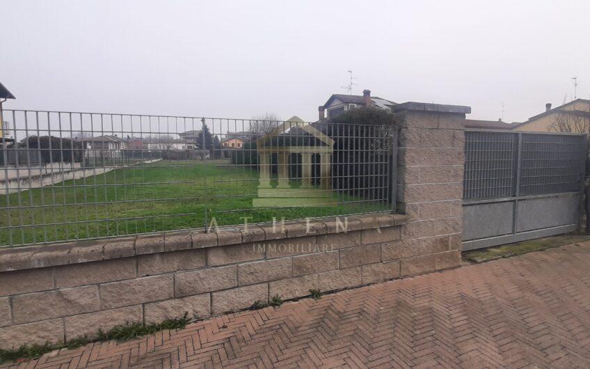 ATH052 TRAVACO’ SICCOMARIO LOTTO DI TERRENO EDIFICABILE