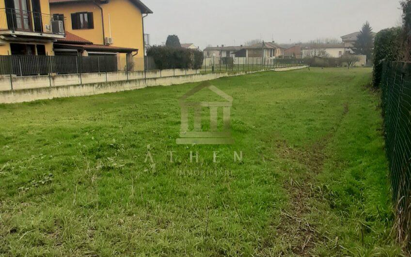 ATH052 TRAVACO’ SICCOMARIO LOTTO DI TERRENO EDIFICABILE