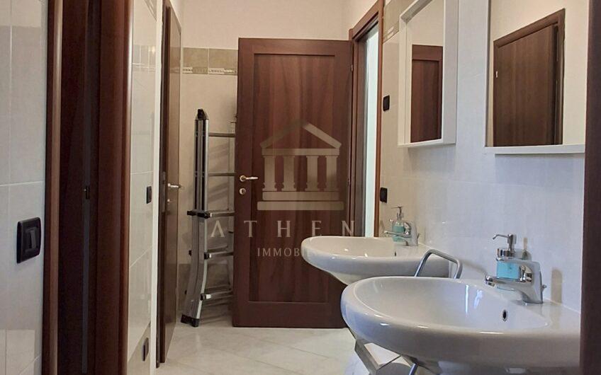 ATHL110 AFFITTASI UFFICIO A SAN GENESIO FRAZIONE DUE PORTE (PV)