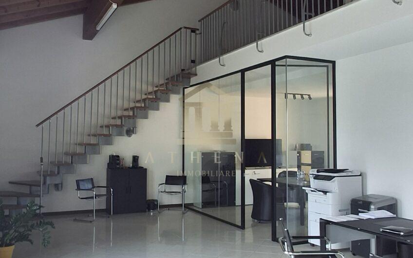 ATHL110 AFFITTASI UFFICIO A SAN GENESIO FRAZIONE DUE PORTE (PV)