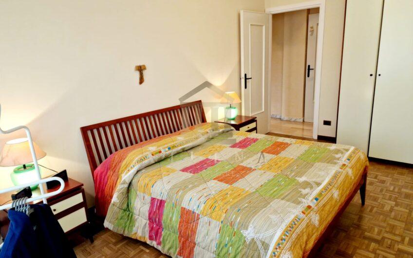 ATH101 TRILOCALE GENOVA PEGLI