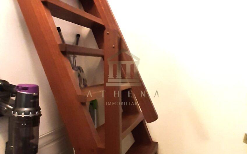 ATHL111 AFFITTASI AMPIO MONOLOCALE IN PIAZZA BOTTA PAVIA