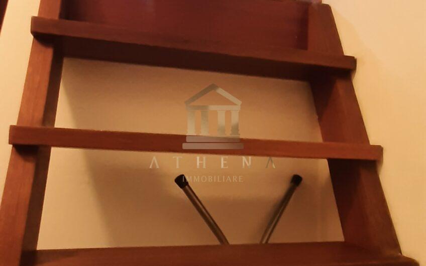 ATHL111 AFFITTASI AMPIO MONOLOCALE IN PIAZZA BOTTA PAVIA