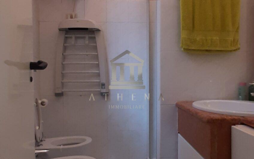 ATHL111 AFFITTASI AMPIO MONOLOCALE IN PIAZZA BOTTA PAVIA