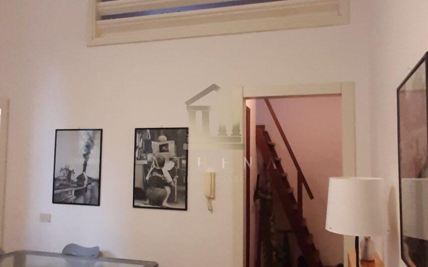 ATHL111 AFFITTASI AMPIO MONOLOCALE IN PIAZZA BOTTA PAVIA