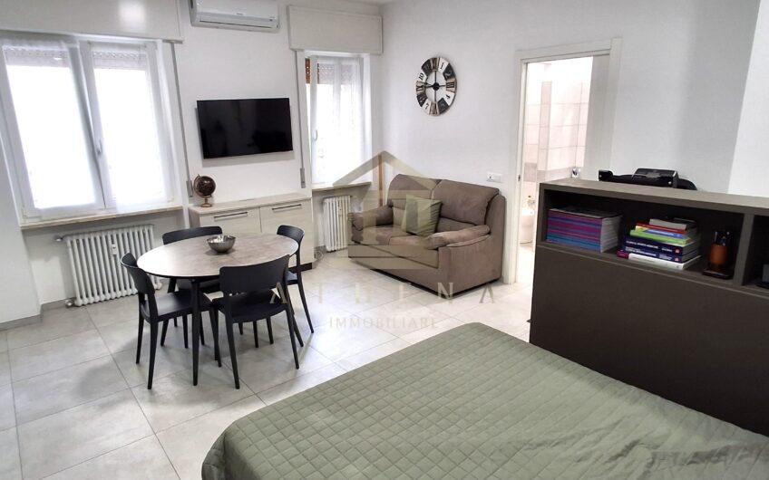 ATHL112 AFFITTASI MONOLOCALE VIALE SICILIA