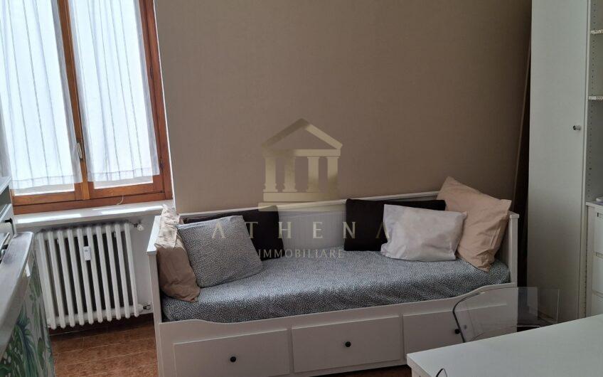 ATHL23 MONOLOCALE CENTRO STORICO
