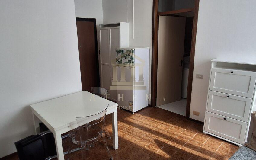 ATHL23 MONOLOCALE CENTRO STORICO