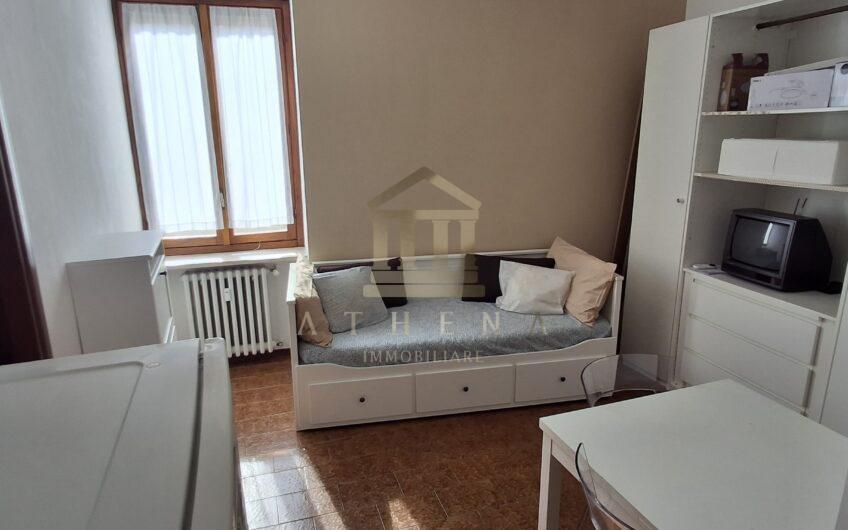 ATHL23 MONOLOCALE CENTRO STORICO